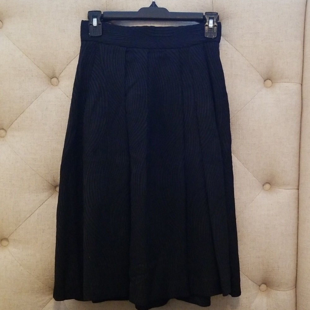 H&M Midi Skirt
